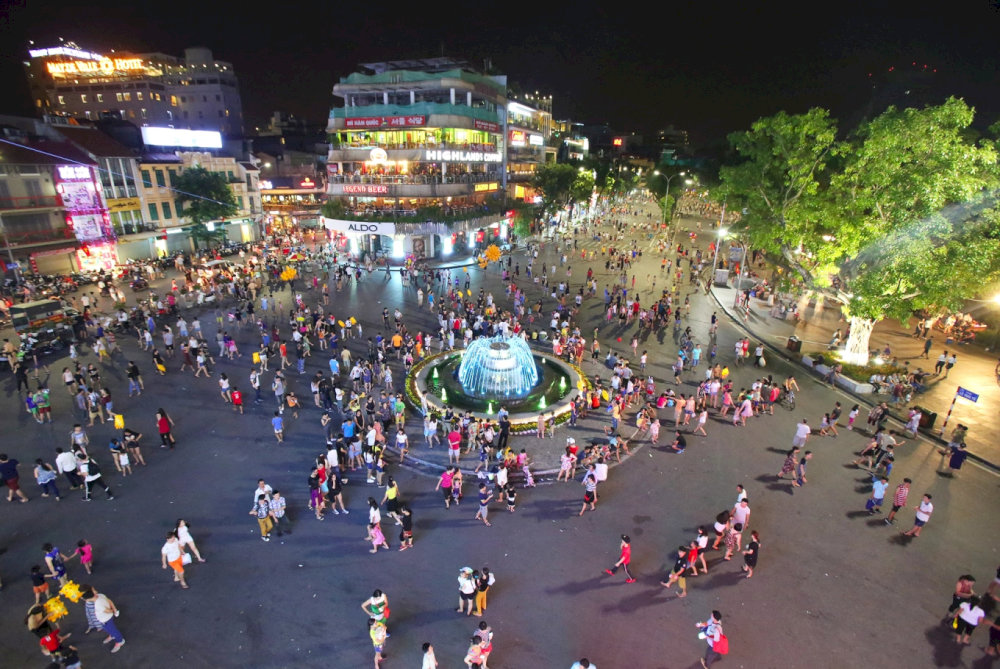 Ho Guom Walking Street is where Hanoi comes alive at the weekend